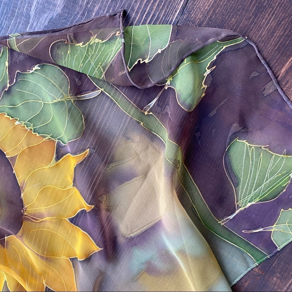 Vintage sunflowers handpainted silk chiffon scarf - Picture 6 of 8